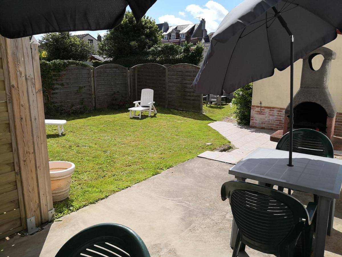 Appartement entier, 60m2 à 300m de la plage - terrasse privative - lits faits - Wifi gratuit in Berck Plage, Berck