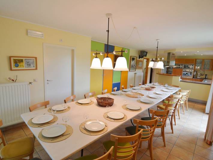 Location de vacances pour 18 personnes, avec terrasse ainsi que jardin et sauna à Waimes - 4