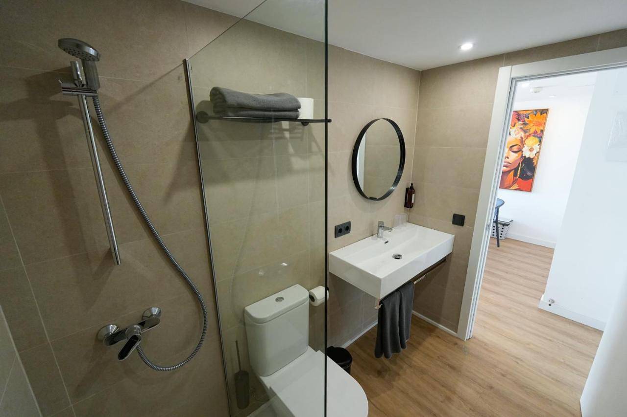 One-Bedroom Apartment Side Sea View in Magaluf, Calvià