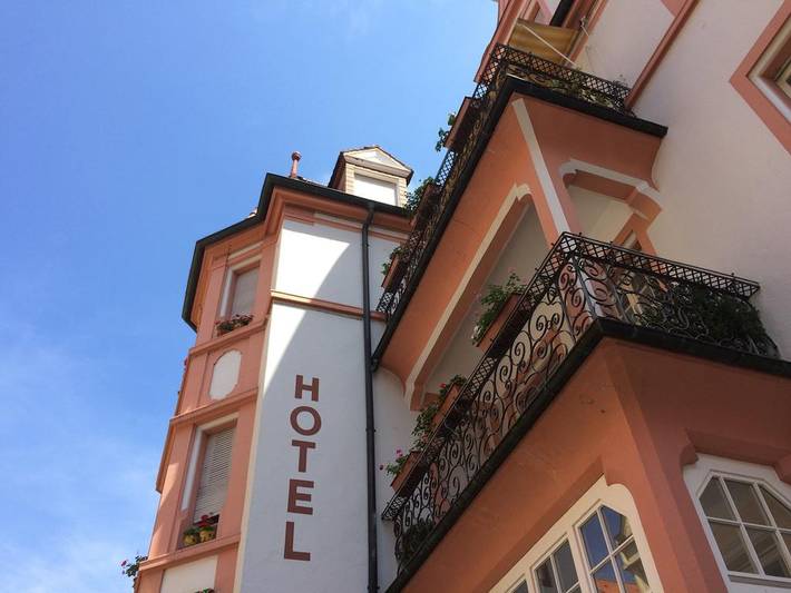 Hotel Barbara - Einzelzimmer mit Dusche und Wc in Altstadt (Freiburg), Freiburg