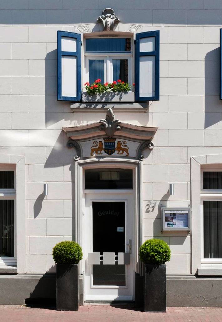 Gîte pour 2 personnes, avec vue ainsi que balcon et jardin dans Epen - 3