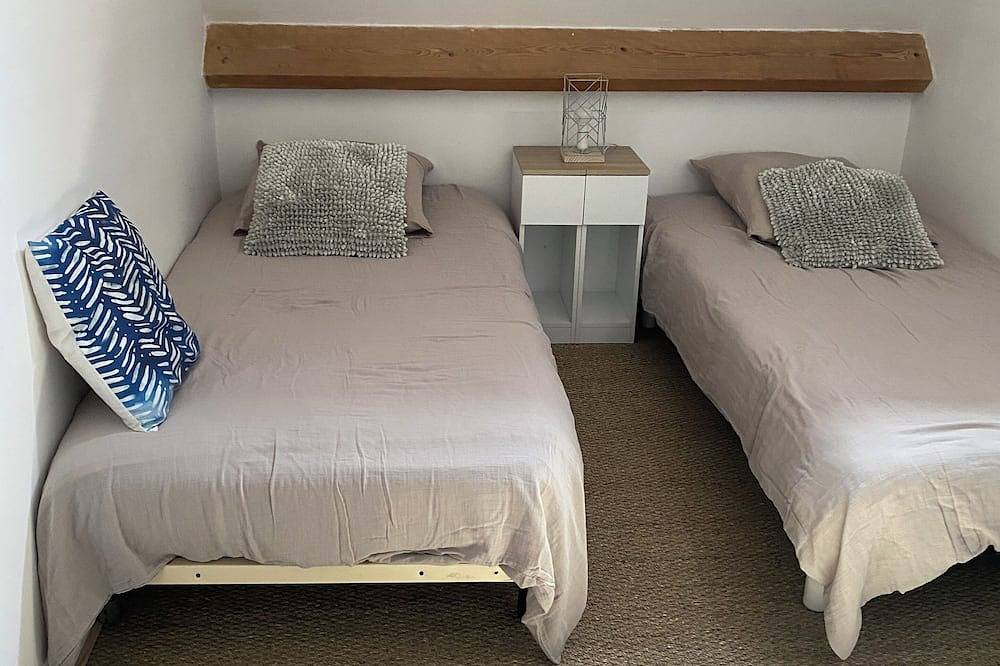 Luxury 8-person villa in the Hardelot pine forest in Hardelot Plage, Neufchâtel-Hardelot