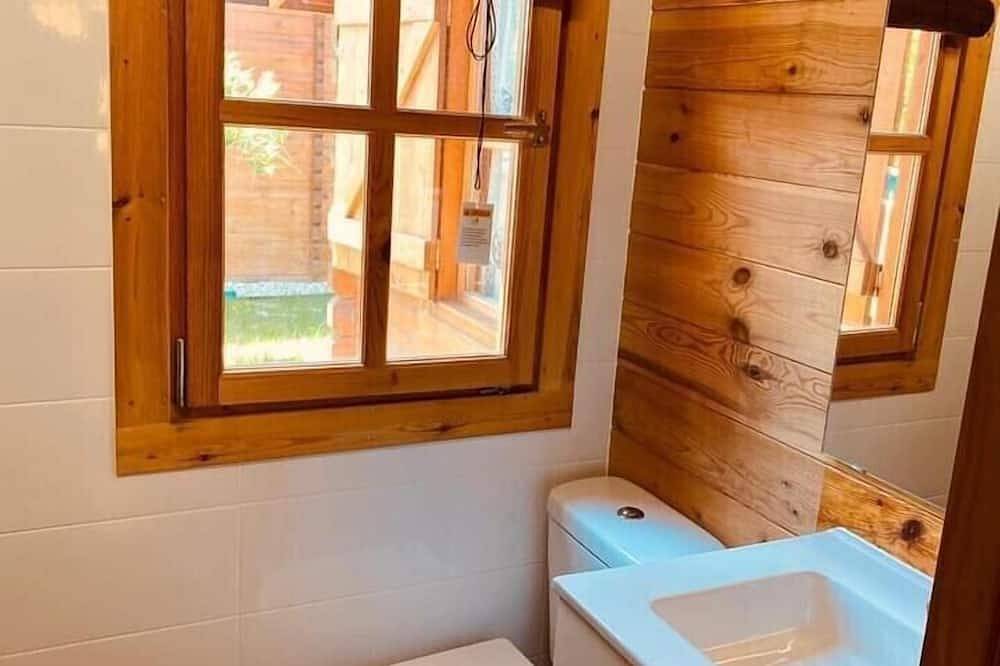 Villelay-Haus 5 mit zwei Schlafzimmern, Küchenzeile und Bad sowie Klimaanlage in Canidelo, Porto Distrikt