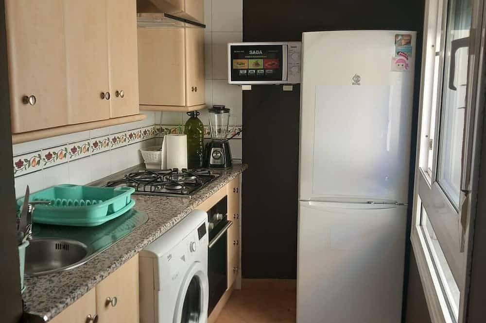Apartamento entero, Apartamento 'Apartamento Bahia' con Wi-Fi in Playa El Rinconcillo, Algeciras