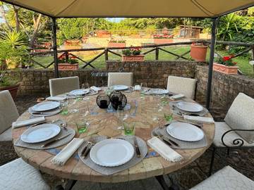 Maison De Vacances pour 10 Personnes dans Monte Compatri, Parco Regionale dei Castelli Romani, Photo 3
