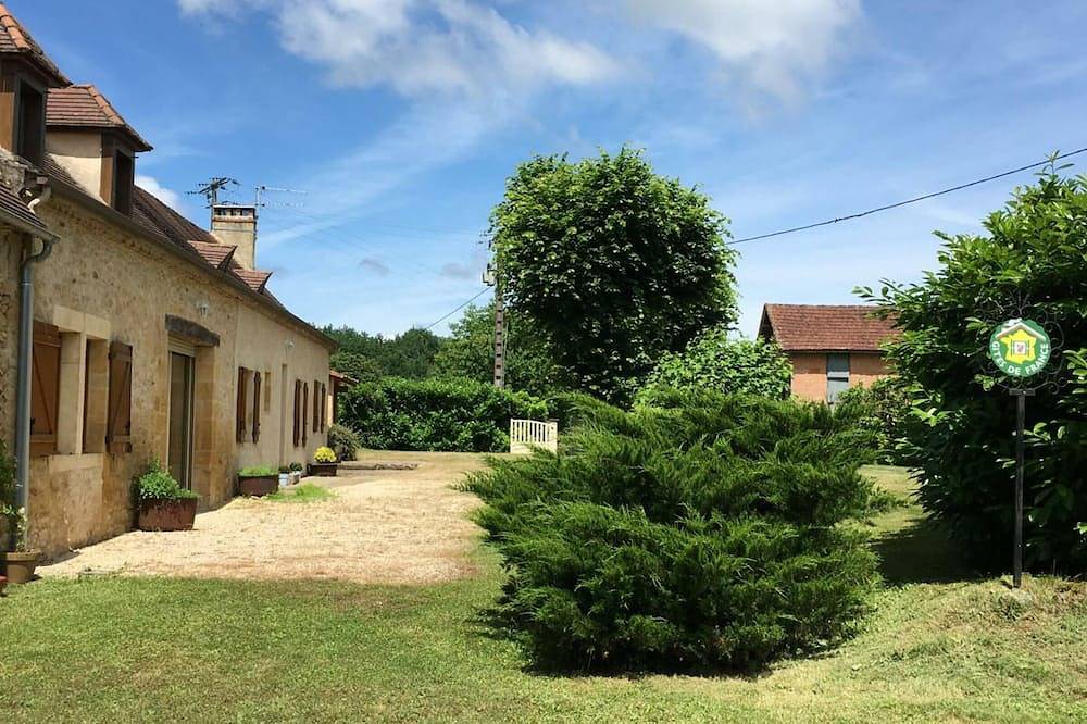Casa independiente con jardín, cerca de Lalinde y del valle del Dordoña in Lalinde, Périgord Pourpre