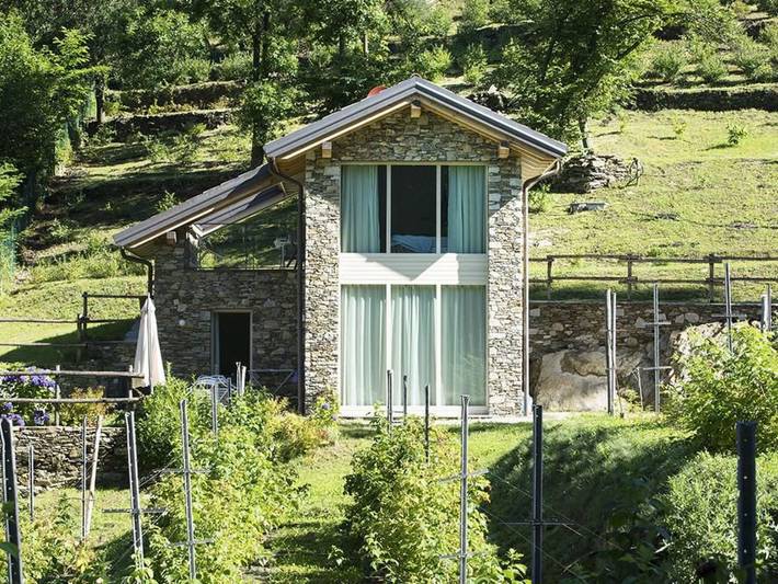 Bauernhof für 5 Personen, mit Terrasse und Garten am Lago Maggiore