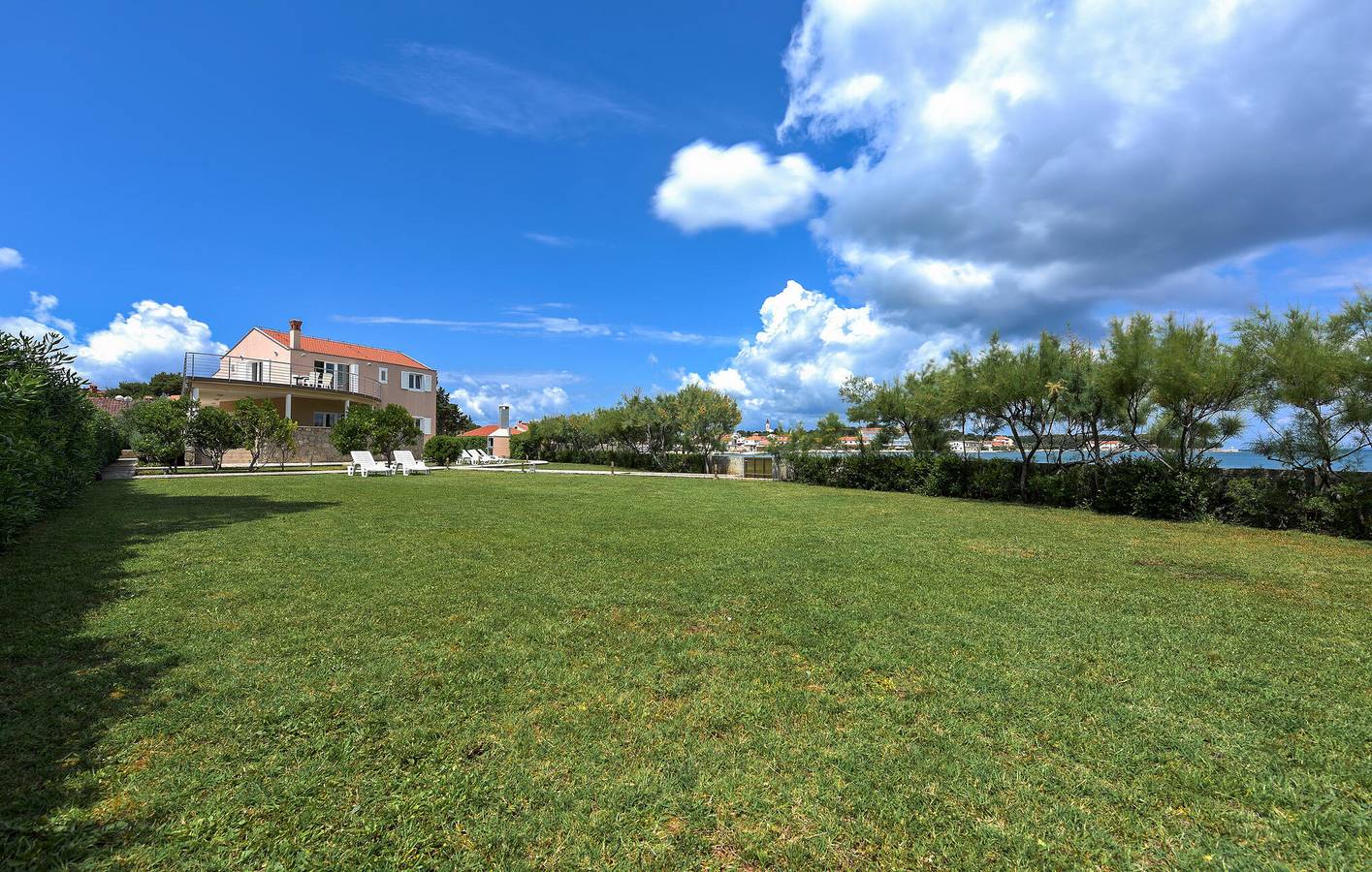 Apartamento vacacional entero, Apartamento de vacaciones para 4 personas con terraza in Ugljan, Isla de Ugljan