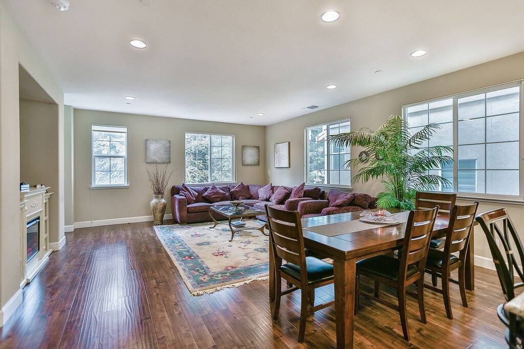 Newer Spacious Detached Home in Gated Community ~ Amenities Galore! in Hayward (CA), Alameda County