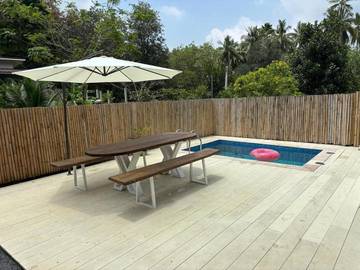 Villa pour 4 personnes, avec piscine ainsi que vue et balcon en Thailande