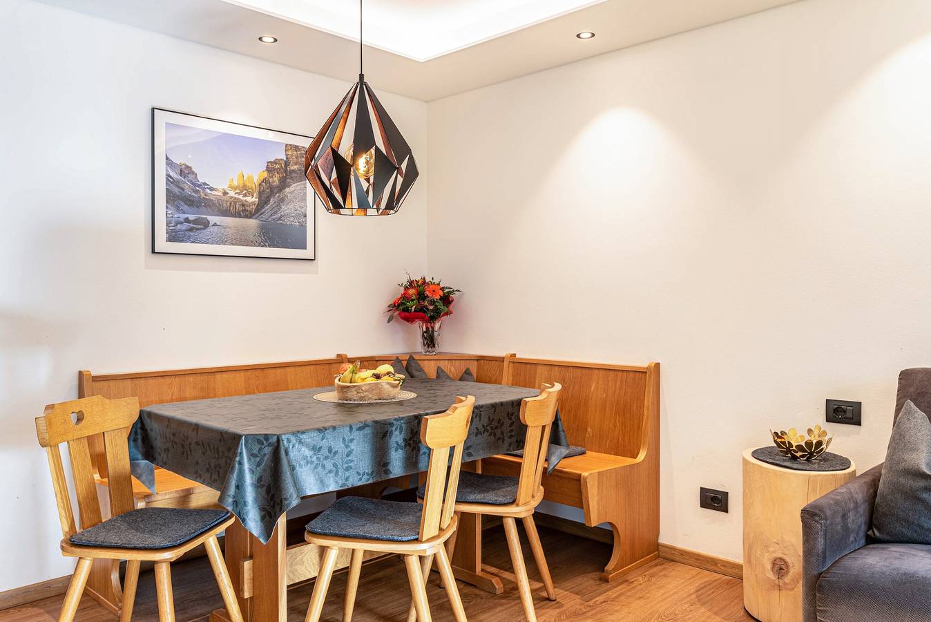 Hel lägenhet, Apartment "Villa Erina C3" with Mountain View, Terrace & Wi-Fi in Urtijëi, Dolomiti Superski