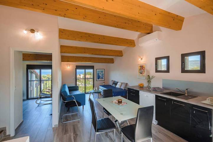 Appartement de vacances pour 3 personnes, avec jacuzzi et jardin