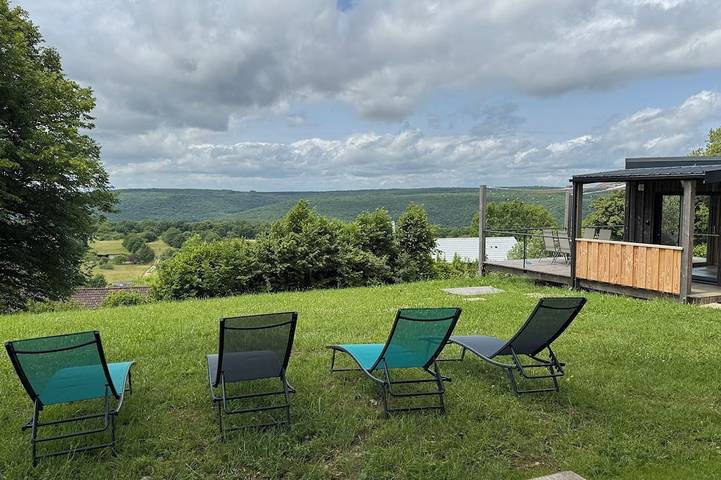 Gîte pour 6 personnes, avec jardin dans Saint-Jean-de-Bœuf