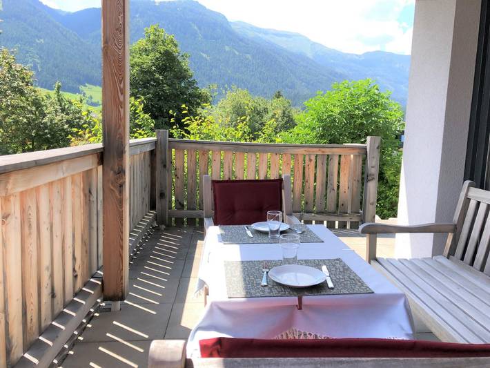 Chalet für 12 Personen, mit Balkon und Whirlpool sowie Sauna und Balkon/Terrasse im Lungau - 2