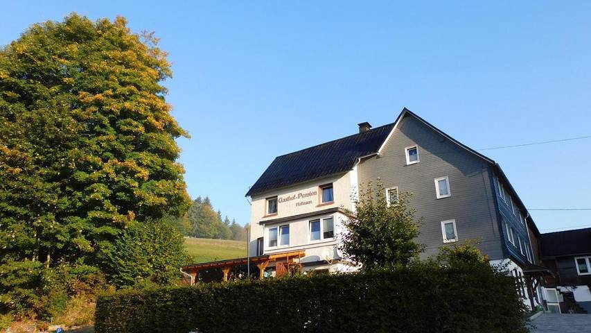 Ferienhaus für 2 Personen, mit Terrasse und Ausblick in Bad Laasphe