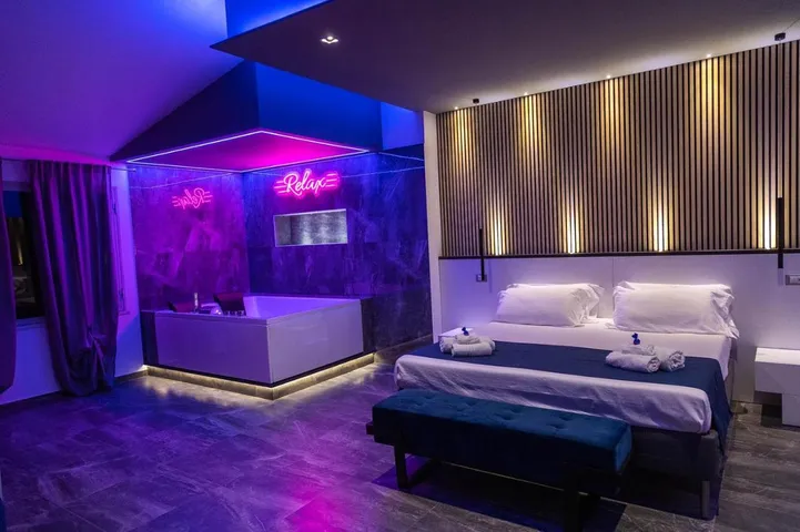 Bed and breakfast per 5 persone, con piscina e idromassaggio nonché sauna e balcone - 1