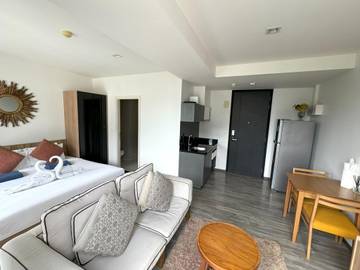 Holiday Rental for 2 People in Patong Beach, Phuket Province, Photo 3