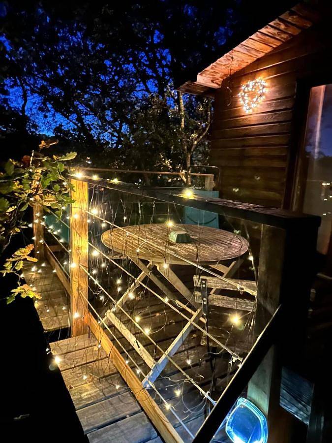 Double Room with Balcony in Barjols, Région de Brignoles