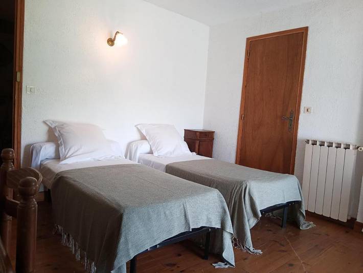 Chambre d’hôte pour 3 personnes, avec jardin ainsi que piscine et terrasse à Saint-Jean-du-Gard - 2