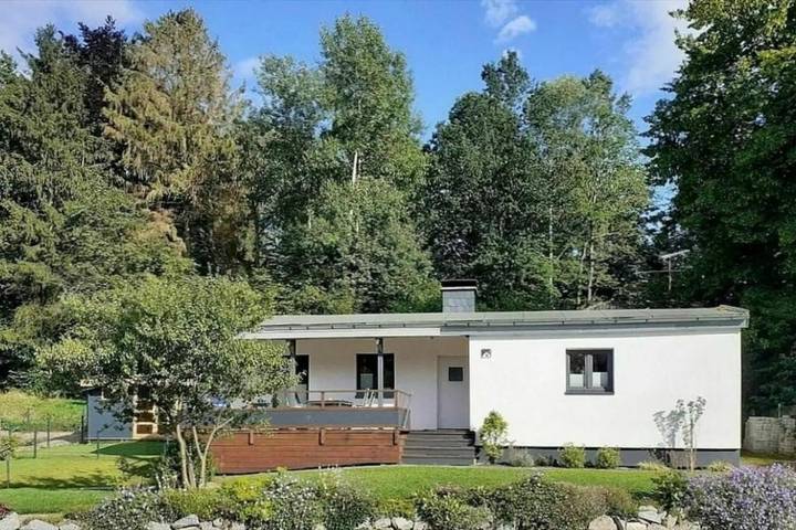Ferienhaus für 4 Personen, mit Terrasse und Garten sowie Sauna