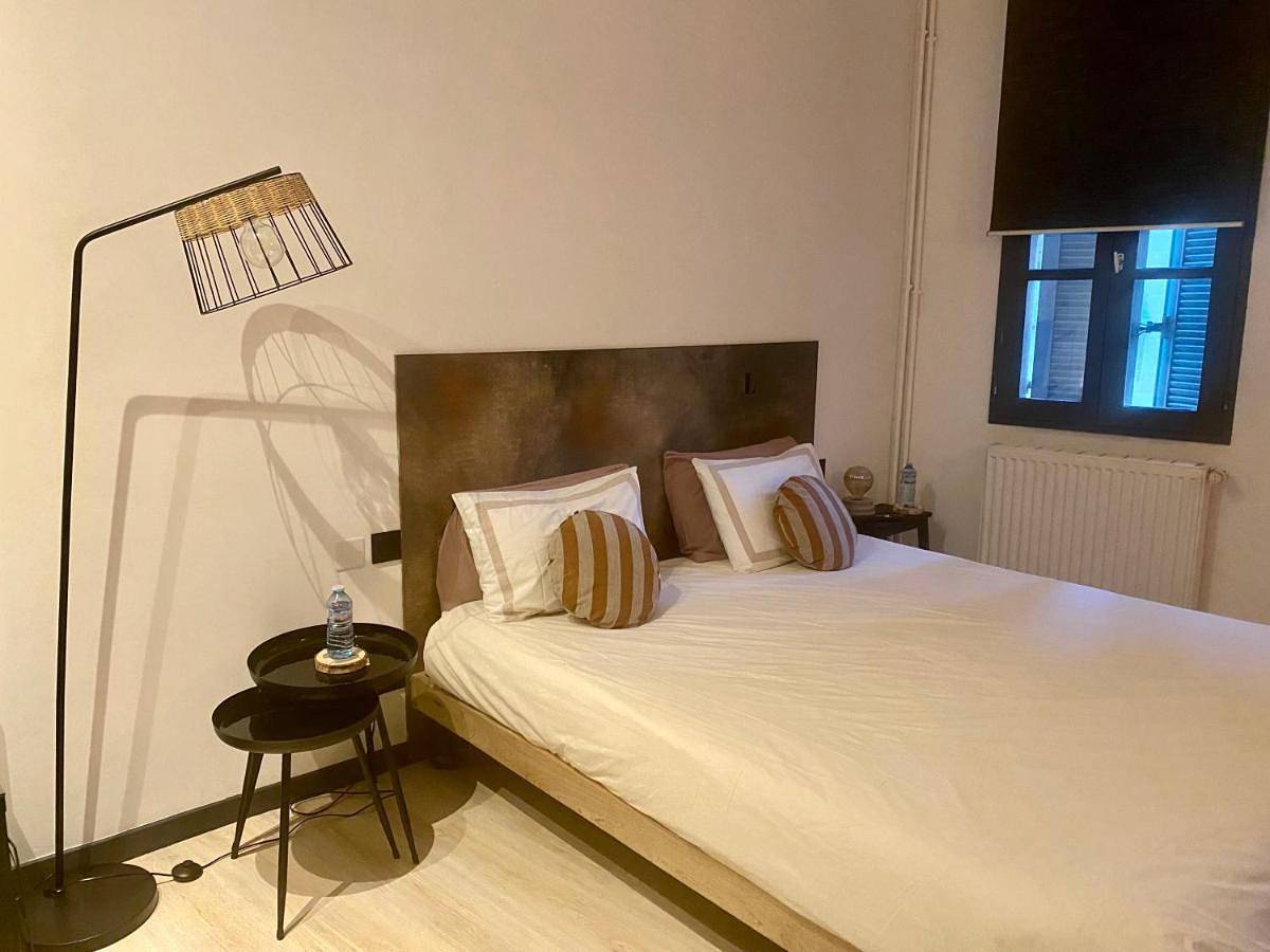 Appartement entier, Trésors de la Cathédrale, Maison de Ville sur 4 niveaux in Narbonne, Côte d'Améthyste