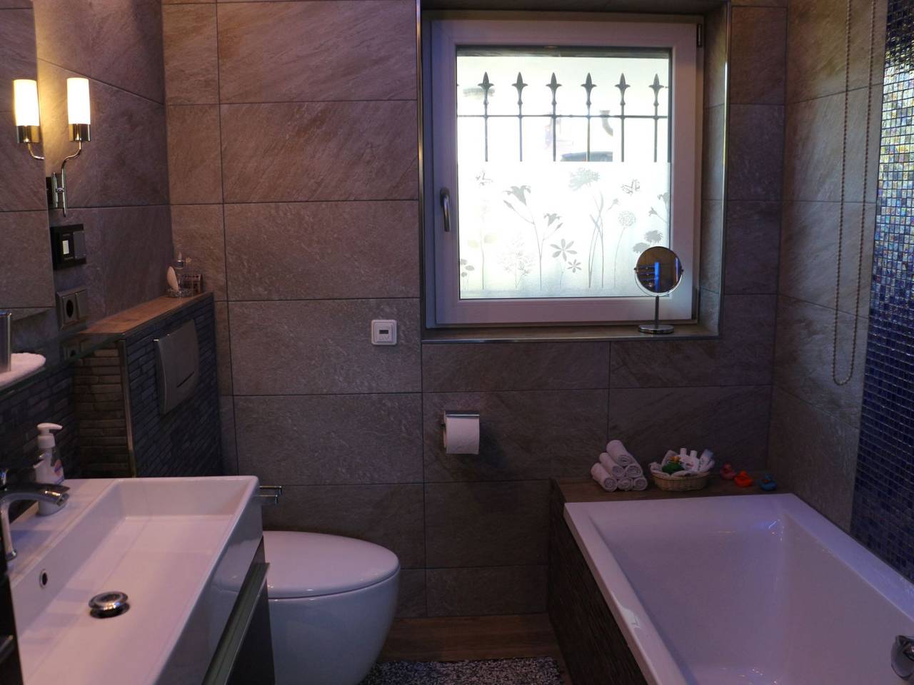 Ganze Wohnung, Maisonette Deluxe by Fewo-Amperland in Olching, Oberbayern