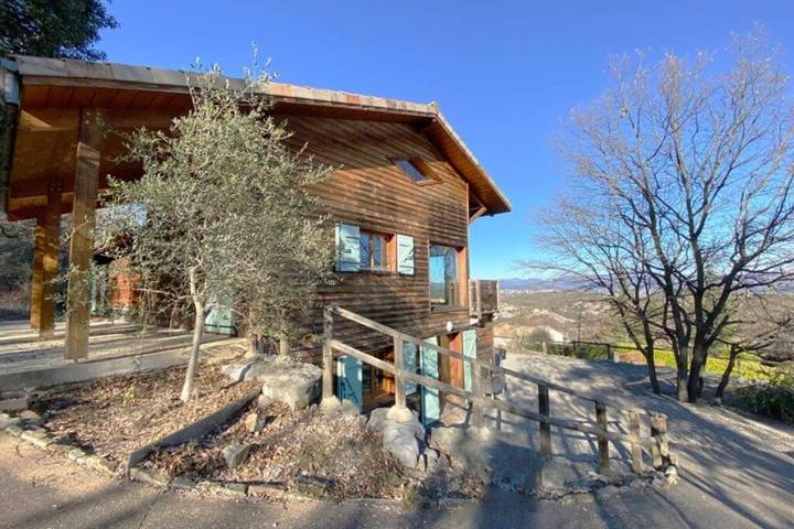 Maison de vacances pour 10 personnes, avec balcon et piscine