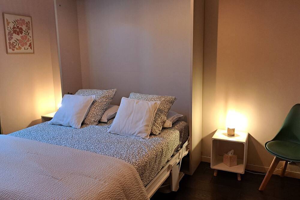 Villa familiale climatisée avec piscine privée au calme absolu in Grasse, Côte méditerranéenne (France)