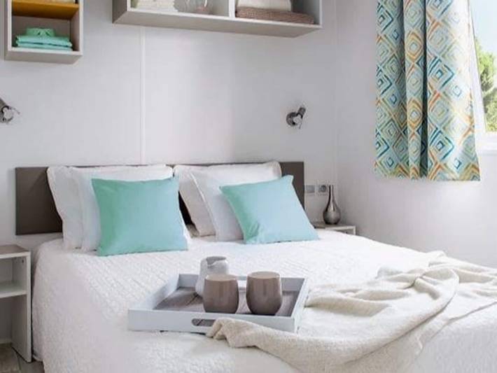 Bungalow für 4 Personen, mit Terrasse und Pool in Frankreich - 4