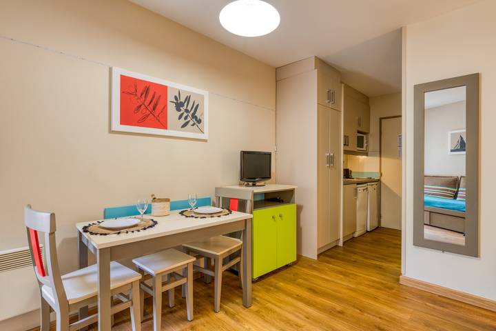 Studio pour 3 personnes, avec balcon - 1