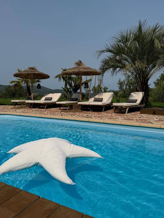 Appart’hôtel pour 2 personnes, avec jardin et bassin pour enfant ainsi que sauna et piscine, animaux acceptés