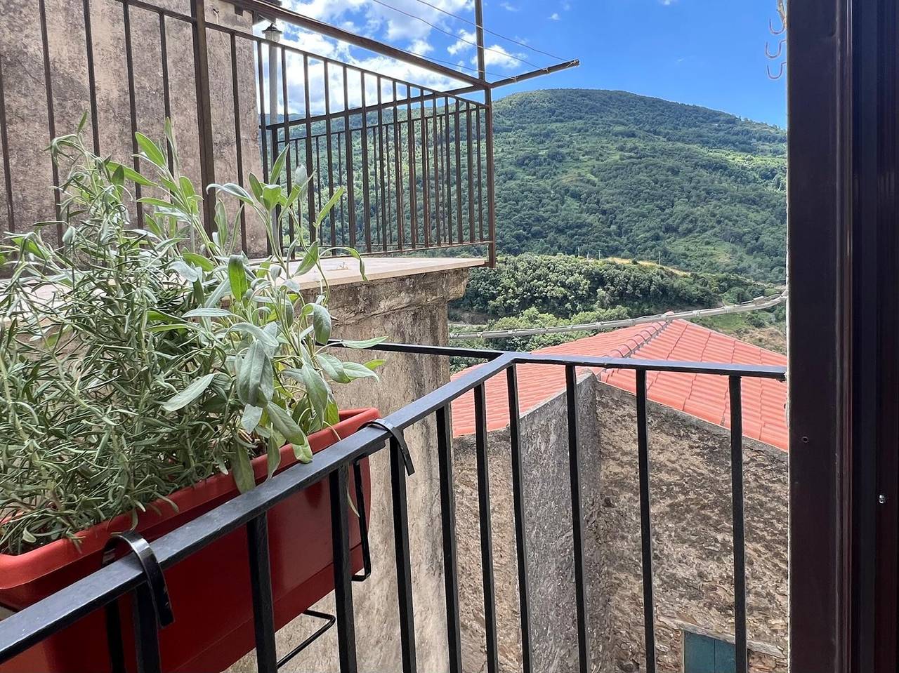 Apartamento entero, Lumiravista - Panorama: Casa acogedora con vistas en Sangineto in Sangineto, Provincia de Cosenza
