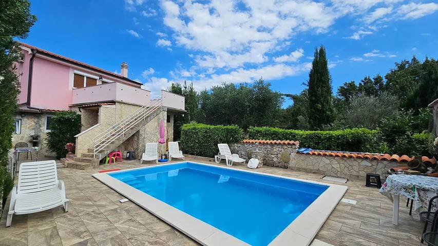Ferienhaus für 4 Personen, mit Pool und Terrasse - 1