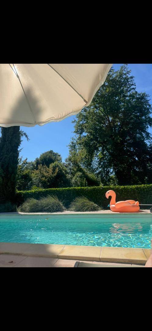 Gîte pour 6 personnes, avec jardin et piscine, animaux acceptés à Saint-Martin-Laguépie