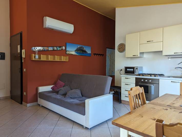 Ganze Ferienwohnung, Ferienwohnung für 4 Personen mit Terrasse in Tortolì, Ogliastra Provinz