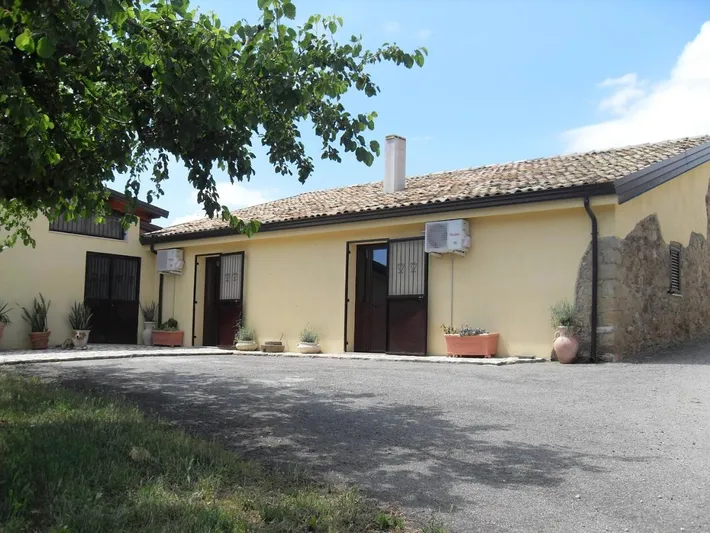 Casa rural para 6 personas, con jardín y vistas - 1