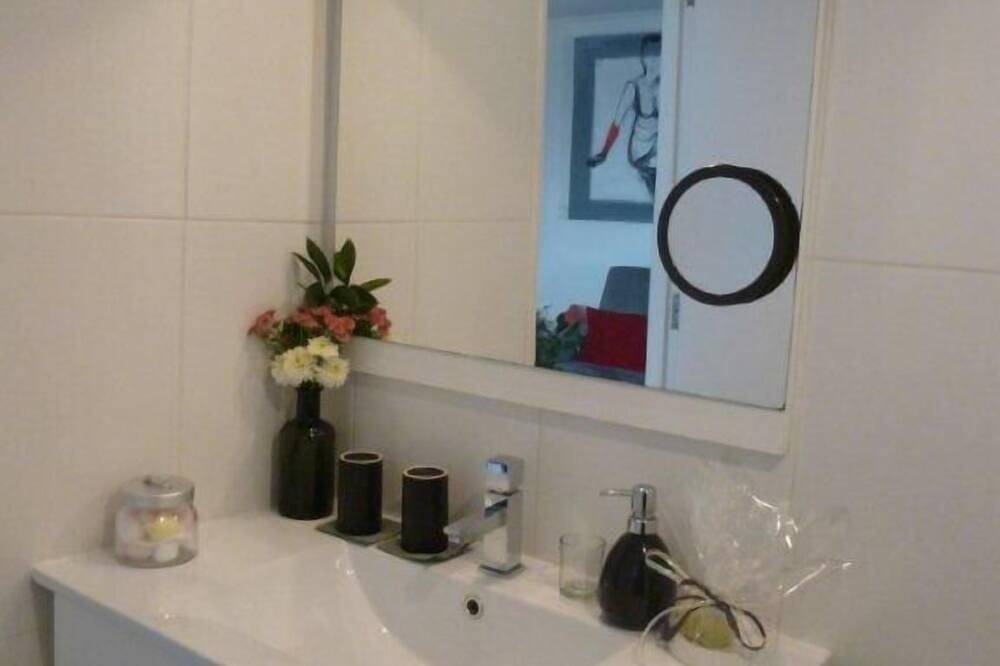 Ganze Wohnung, Apartment in der alten Anlage Kloster von S. Martinho in Santa Maria Maior, Costa de Lisboa