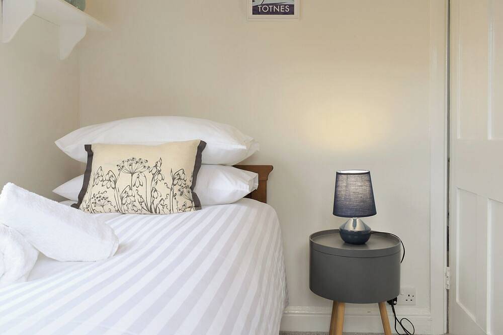 2 bedroom accommodation in Newton Abbot in Newton Abbot, Devon