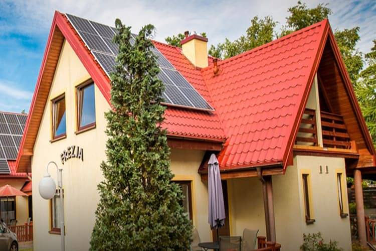 Zweistöckiges Ferienhaus direkt am Strand, Pool in Leba, Slowinzischer Nationalpark