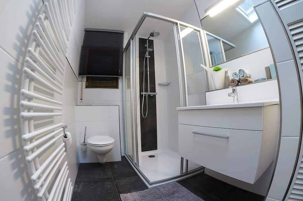 Ganze Wohnung, Fewo/Haus zur alleinigen Verfügung mit grossem Gartenparadies inkl. Teich in Trippstadt, Saar-Nahe-Bergland