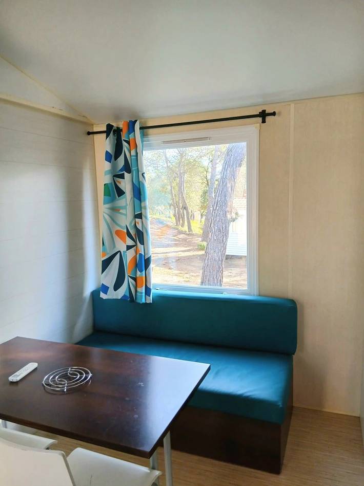 Mobil home pour 4 personnes, avec bassin pour enfant à Fabrezan - 3