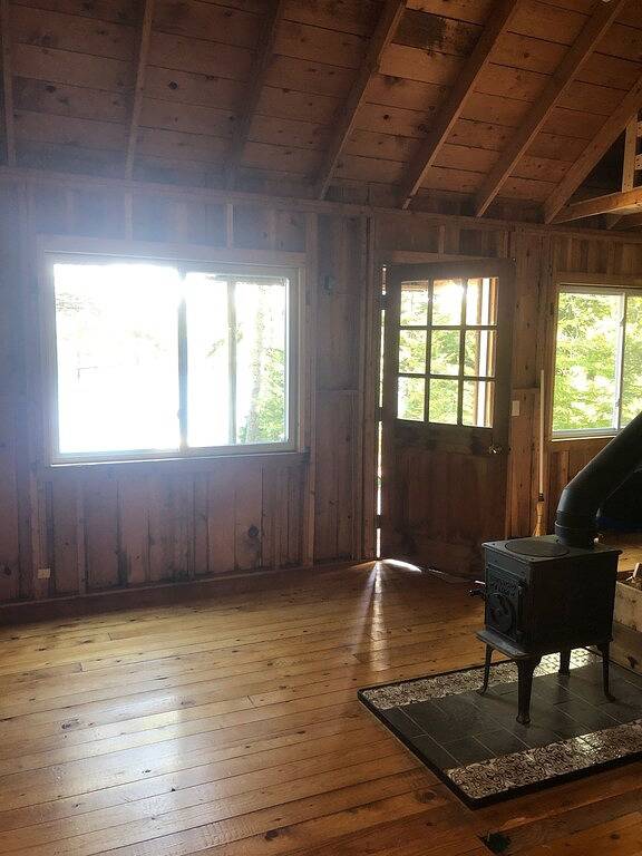 Jones Pond - Rustikale Hütte in Hancock County