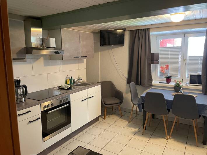 Ferienwohnung für 2 Personen, mit Terrasse und Garten in Stall