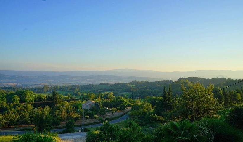 Chambre d’hôte pour 2 personnes, avec vue ainsi que piscine et jardin dans le Luberon - 2