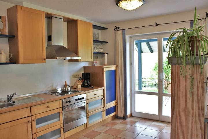 Ferienhaus für 12 Personen, mit Balkon und Terrasse sowie Garten und Sauna in Uslar - 4