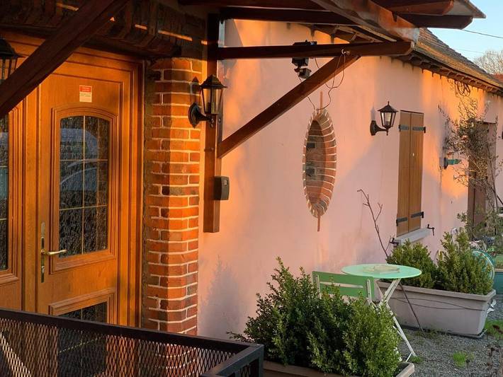 Chambre d’hôte pour 2 personnes, avec Terrasse ainsi que Jardin et Vue dans Billancelles