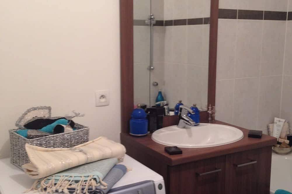 Entire apartment, Très bel Appartement Proche Paris in Créteil, Val-de-Marne
