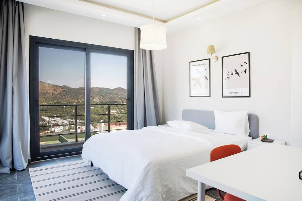 Tranquil Escape in Dereköy – Secluded Villa with Private Garden & Pool in Bodrum, Provinz Muğla