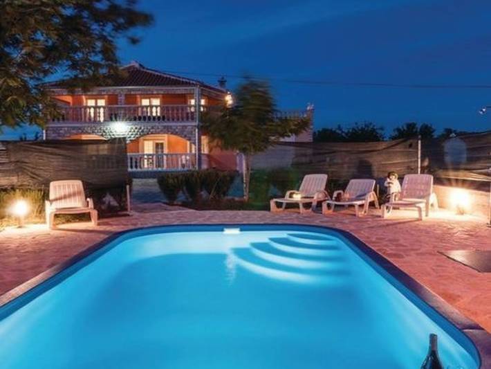 Ferienwohnung für 10 Personen, mit Garten und Pool in Općina Stankovci - 2