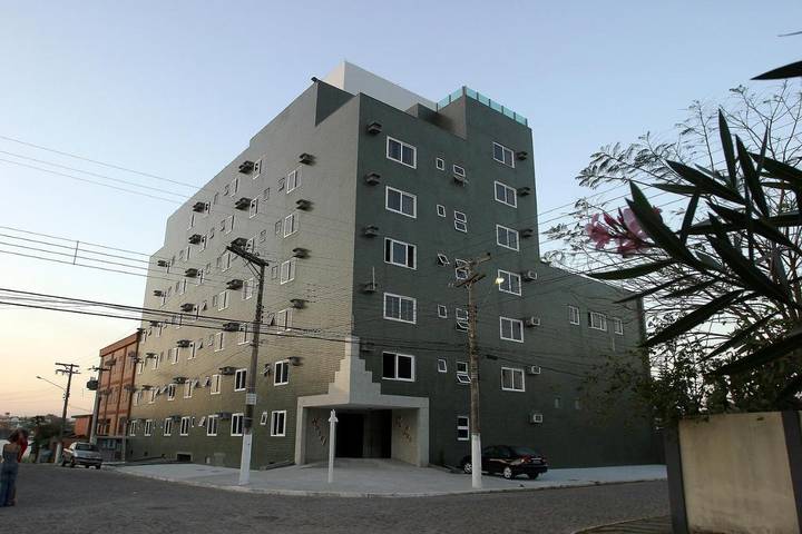 Pousadas para 4 pessoas, com piscina e sauna em Macaé